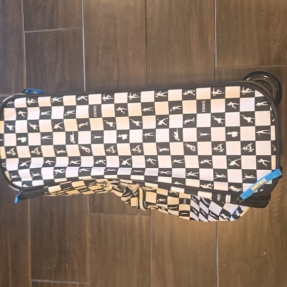 Licensed FORTNITE Rolling Carry On Suitcase - Picture 5 of 9